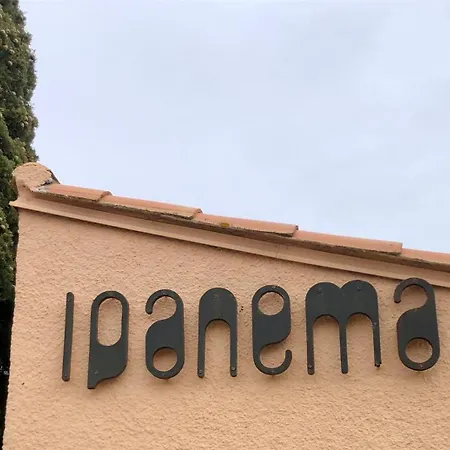 펜션 Dans La Pinede