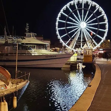 Dans La Pinède Agde