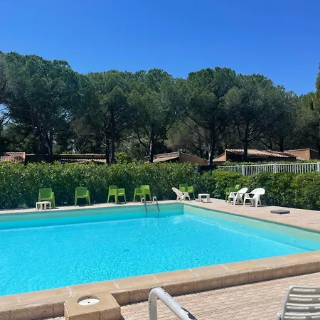 別荘 Dans La Pinede アグド