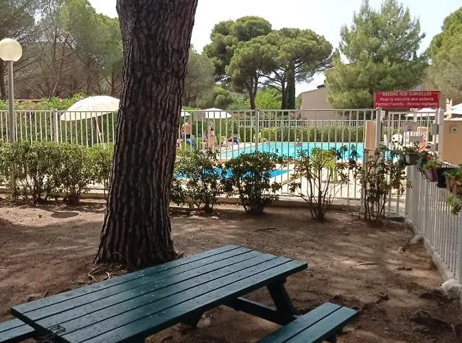 Dans La Pinede Ferienhaus Agde