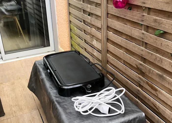 Dans La Pinède Casa vacanze *